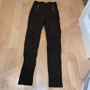 💚 military-green pants